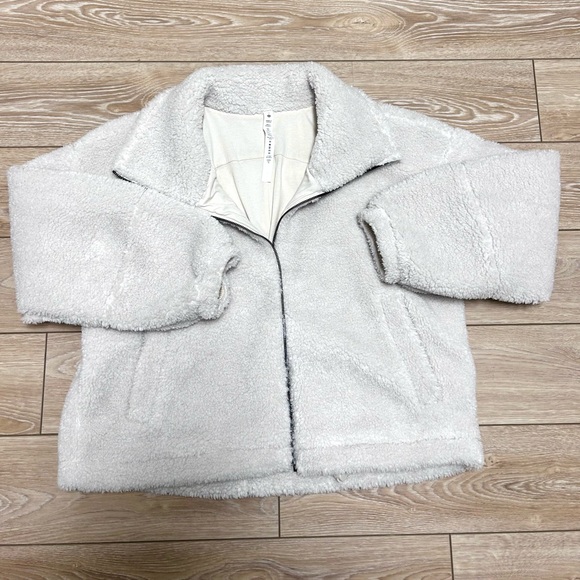 Lululemon Cinchable Fleece Zip Up - Picture 2 of 3